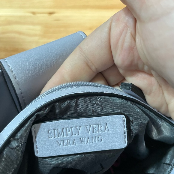 Vera Wang Gray Handbag - used only once - Picture 4 of 8